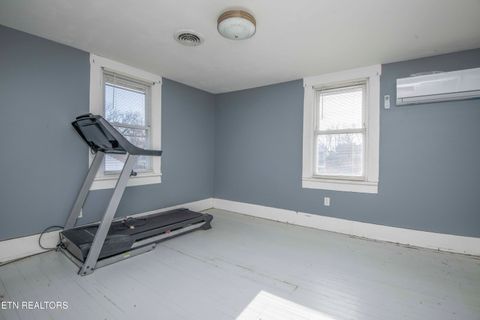 Tiny photo for 514 W 7th Ave, Lenoir City, TN 37771 (MLS # 1327313)