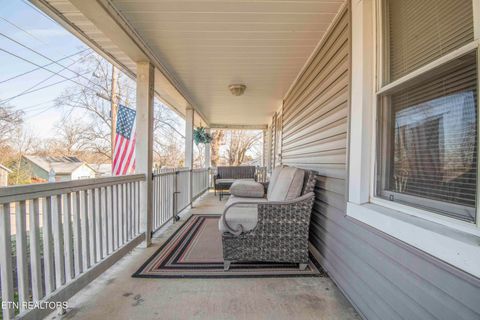 Tiny photo for 514 W 7th Ave, Lenoir City, TN 37771 (MLS # 1327313)