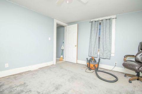 Tiny photo for 514 W 7th Ave, Lenoir City, TN 37771 (MLS # 1327313)
