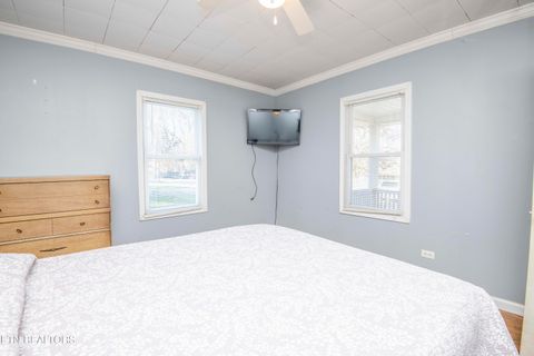 Tiny photo for 514 W 7th Ave, Lenoir City, TN 37771 (MLS # 1327313)