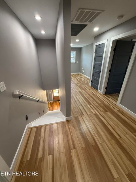 Tiny photo for 960 Deerwood Drive, Dandridge, TN 37725 (MLS # 1335348)