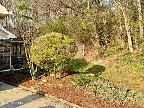 Tiny photo for 5913 Wassman Rd, Knoxville, TN 37912 (MLS # 1332247)