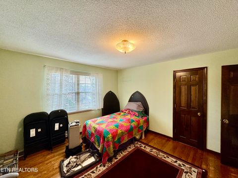 Tiny photo for 5913 Wassman Rd, Knoxville, TN 37912 (MLS # 1332247)