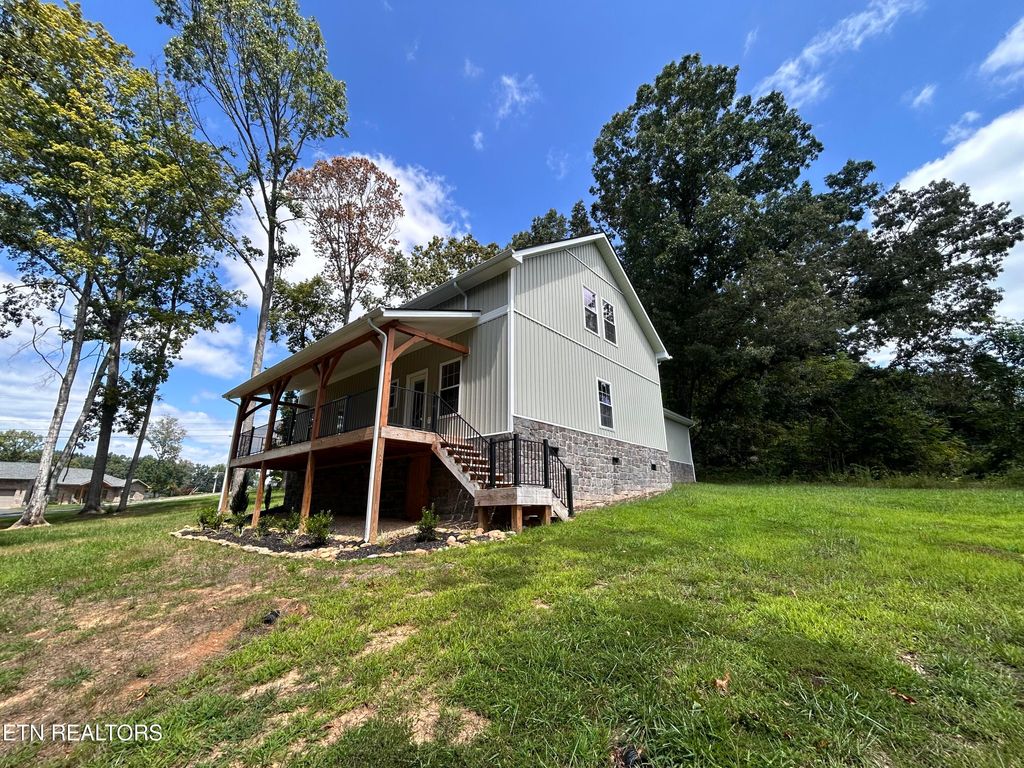 Photo of 161 Cherokee Cove, Rutledge, TN 37861 (MLS # 1294909)