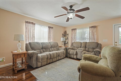 Tiny photo for 1240 Jefferson Ave, Maryville, TN 37804 (MLS # 1355781)