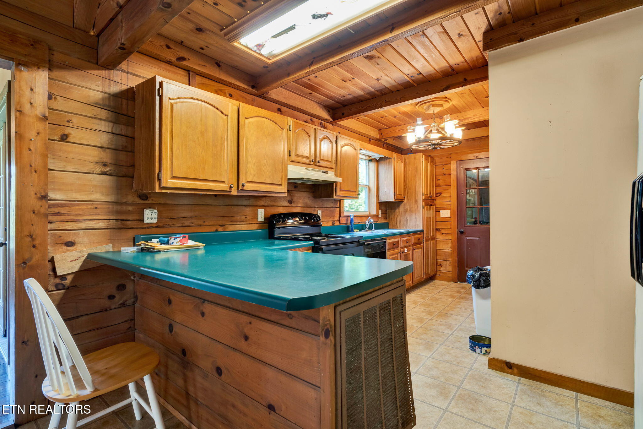252 River Run Rd