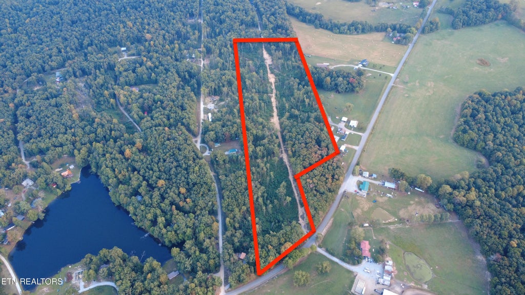 Photo of 5377 Newton Rd, Crossville, TN 38572 (MLS # 1355110)