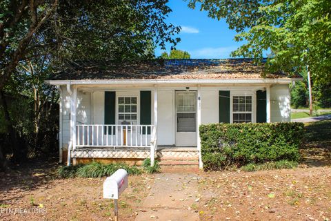Photo of 1013 Bell Ave, Lenoir City, TN 37771 (MLS # 1317665)