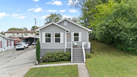 Tiny photo for 176 E Edison St, Alcoa, TN 37701 (MLS # 1355617)