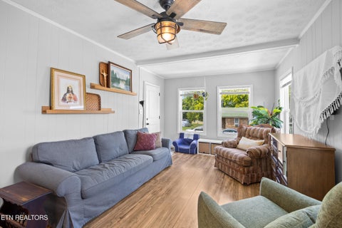Tiny photo for 176 E Edison St, Alcoa, TN 37701 (MLS # 1355617)