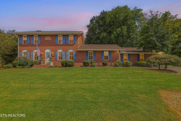 1118 MOUNTAIN BREEZE CT, MARYVILLE, TN 37803 - Image 7cf655eefdb1b9e85a9839ab3fdeb02a/2921059240