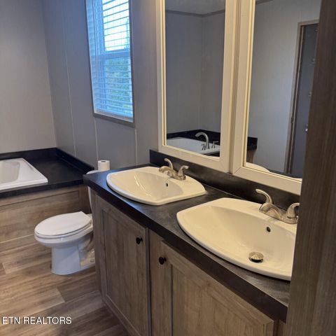 Tiny photo for 135 Gamble Lane, LaFollette, TN 37766 (MLS # 1317091)
