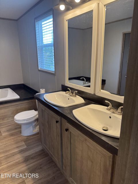 Tiny photo for 135 Gamble Lane, LaFollette, TN 37766 (MLS # 1317091)