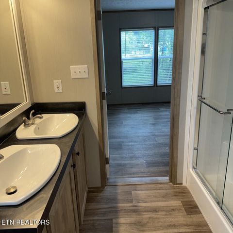 Tiny photo for 135 Gamble Lane, LaFollette, TN 37766 (MLS # 1317091)