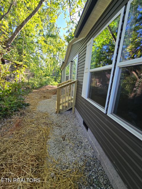 Tiny photo for 135 Gamble Lane, LaFollette, TN 37766 (MLS # 1317091)