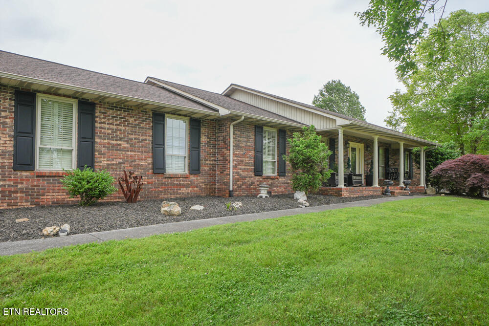 1403 Lincolnshire Drive