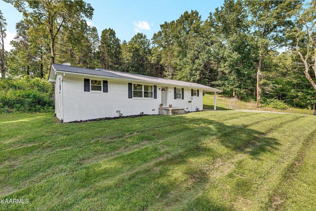 Photo of 635 Roddy Branch Rd, Rockford, TN 37853 (MLS # 1234435)