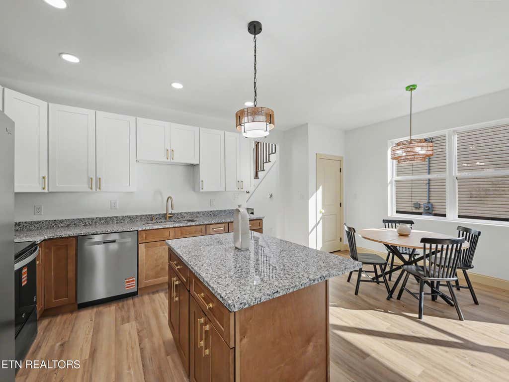Photo of 4913 NW Tenwood Drive, Knoxville, TN 37921 (MLS # 1351087)