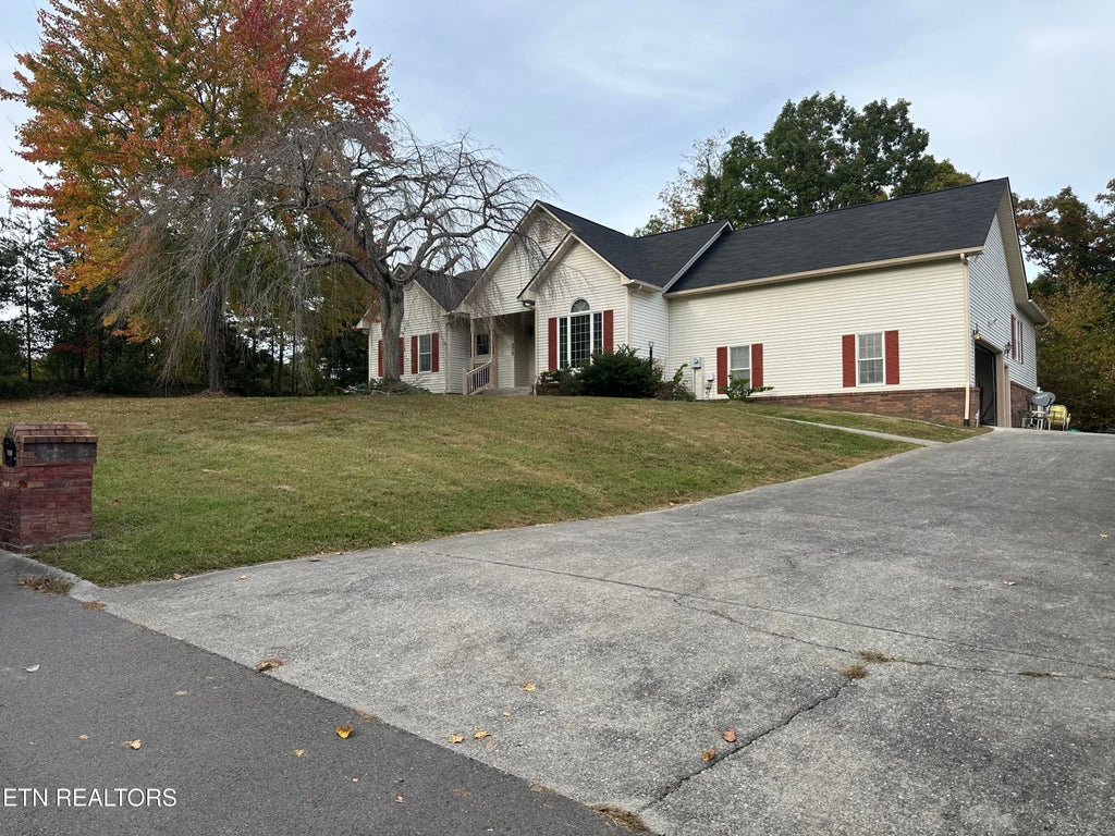 Photo of 2819 Saint Charles Place, Pigeon Forge, TN 37863 (MLS # 1360527)