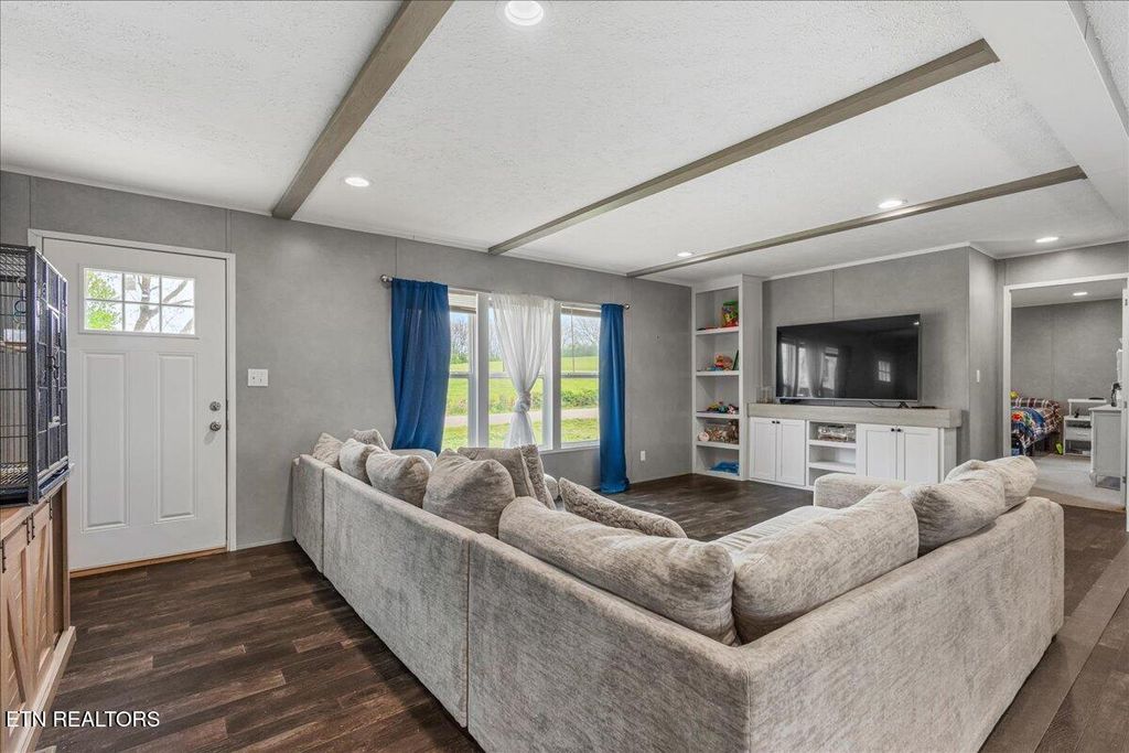 Photo of 227 Woodby Fridley Rd, Sweetwater, TN 37874 (MLS # 1334942)