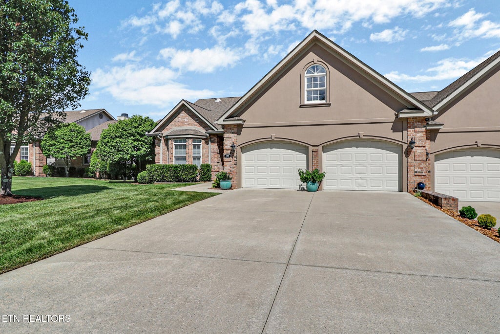 Photo of 135 Lafayette Point #13, Fairfield Glade, TN 38558 (MLS # 1345692)
