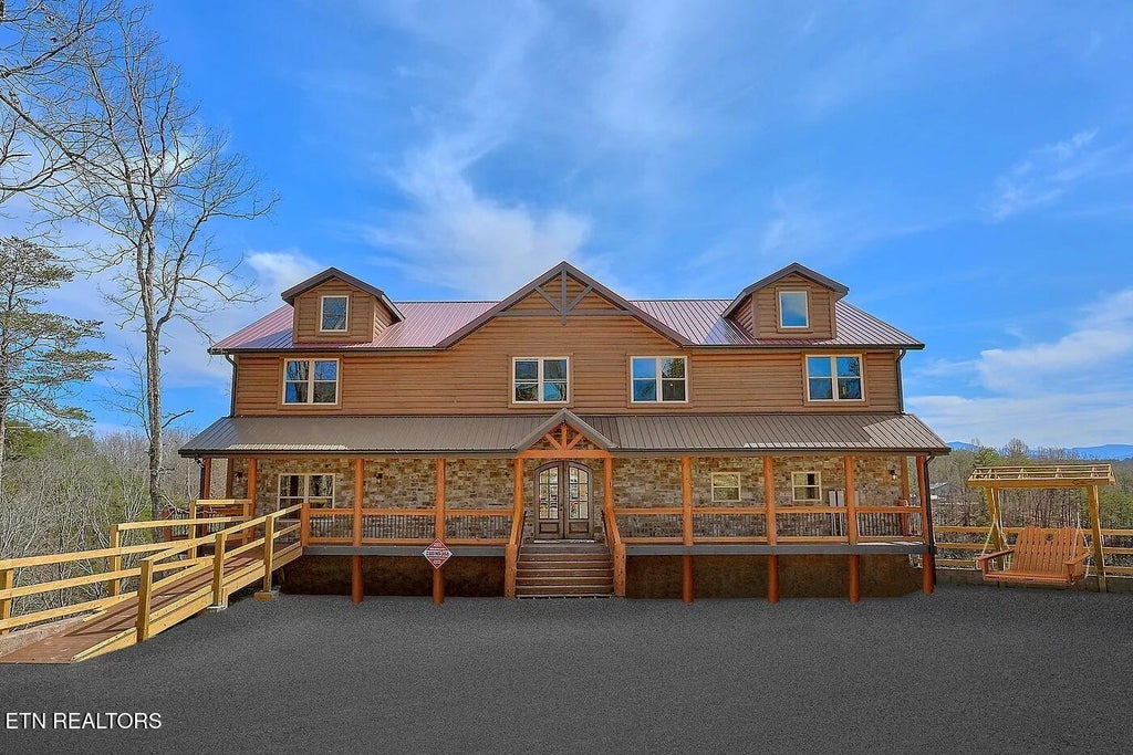 Photo of 1175 Woodland Trek Lane, Sevierville, TN 37876 (MLS # 1358074)