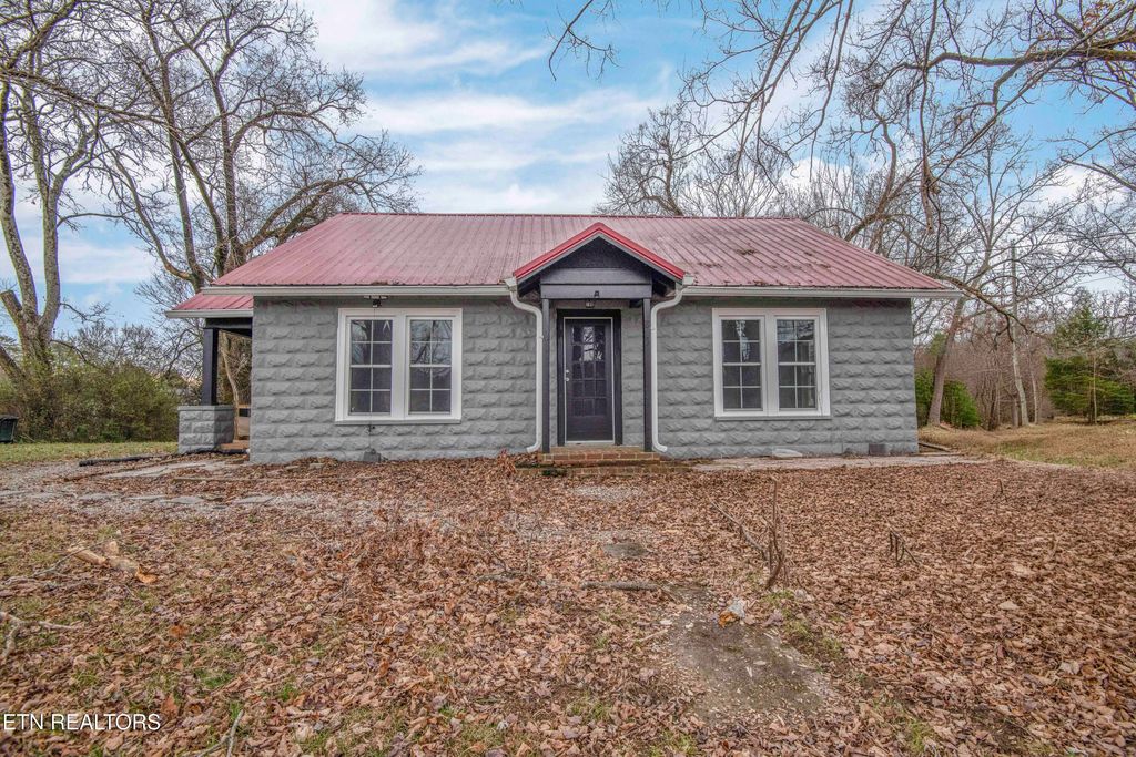 Photo of 843 Asheville Hwy, Strawberry Plains, TN 37871 (MLS # 1329853)