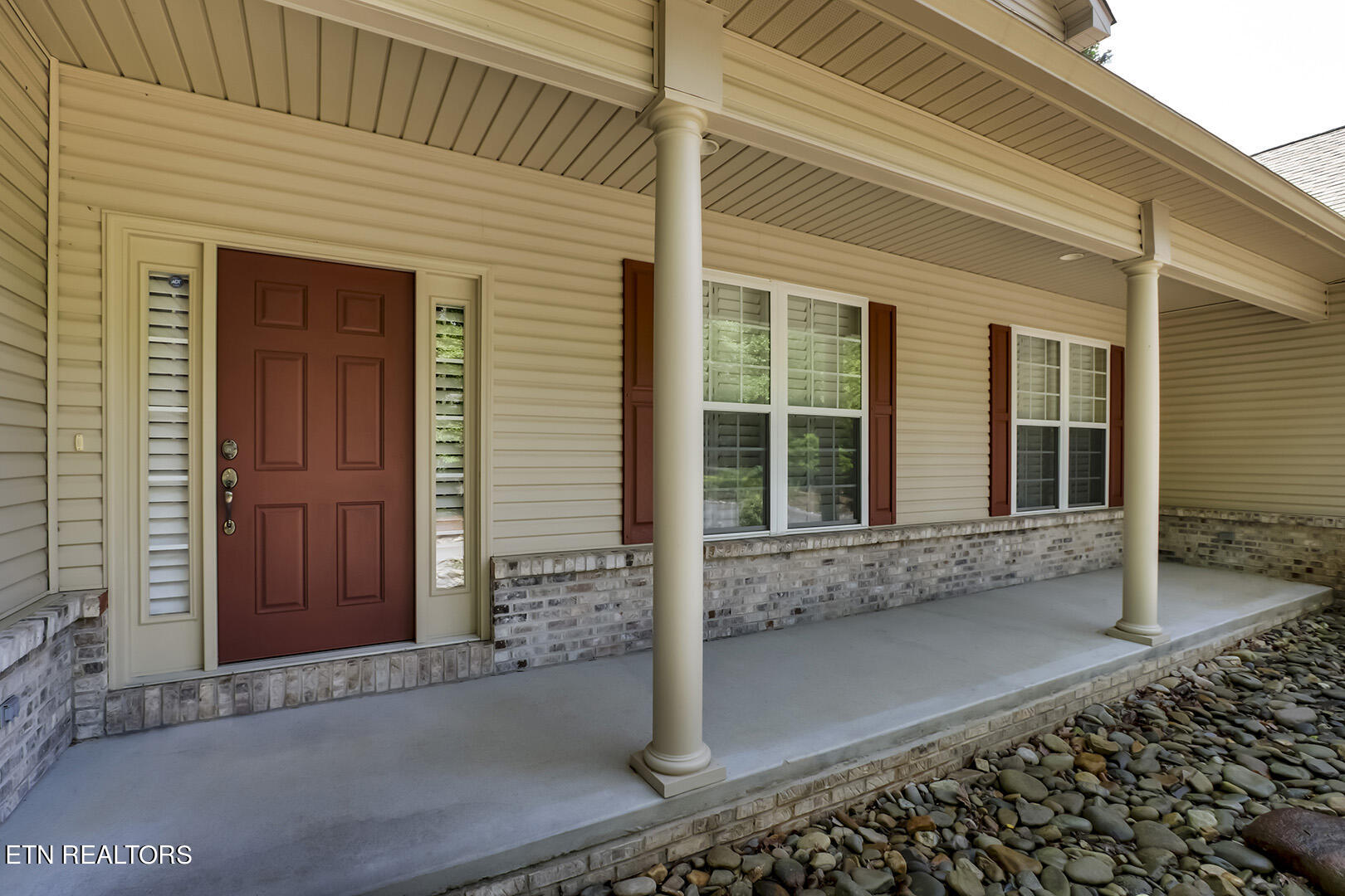 Loudon, Tennessee 37774, United States, 3 Bedrooms Bedrooms, ,3 BathroomsBathrooms,Residential,Active,41123