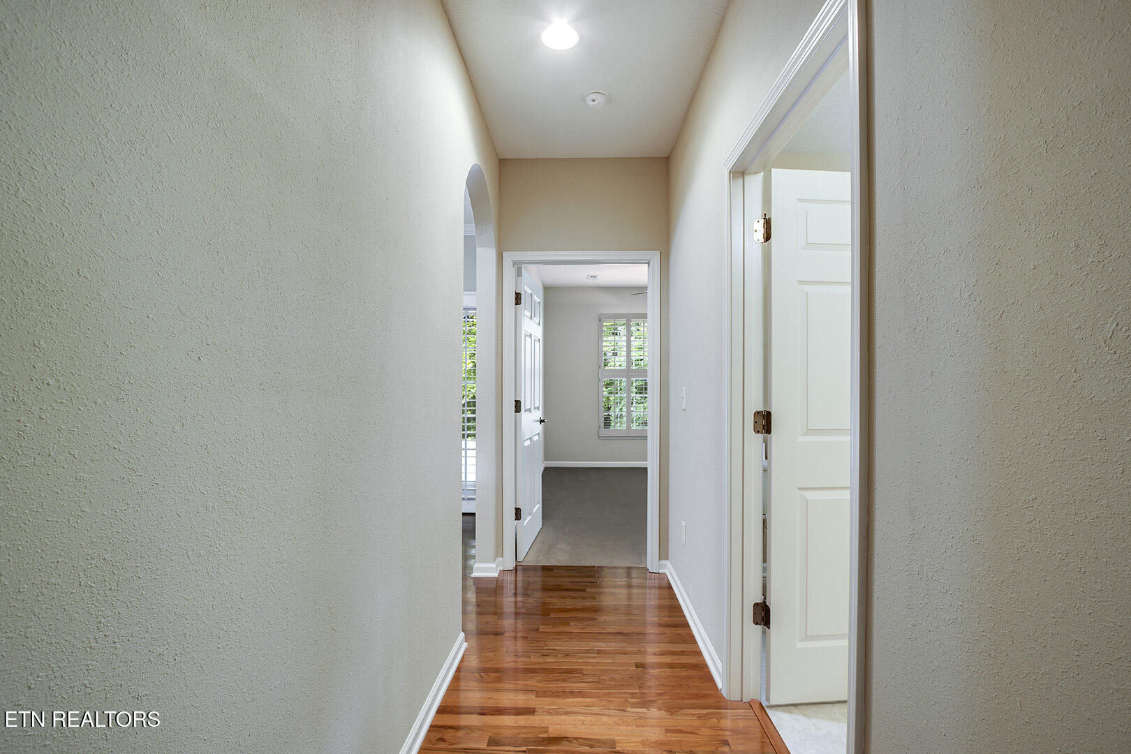 Loudon, Tennessee 37774, United States, 3 Bedrooms Bedrooms, ,3 BathroomsBathrooms,Residential,Active,41123