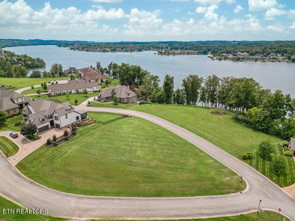 Photo of 240 Southern Way, Lenoir City, TN 37772 (MLS # 1272080)