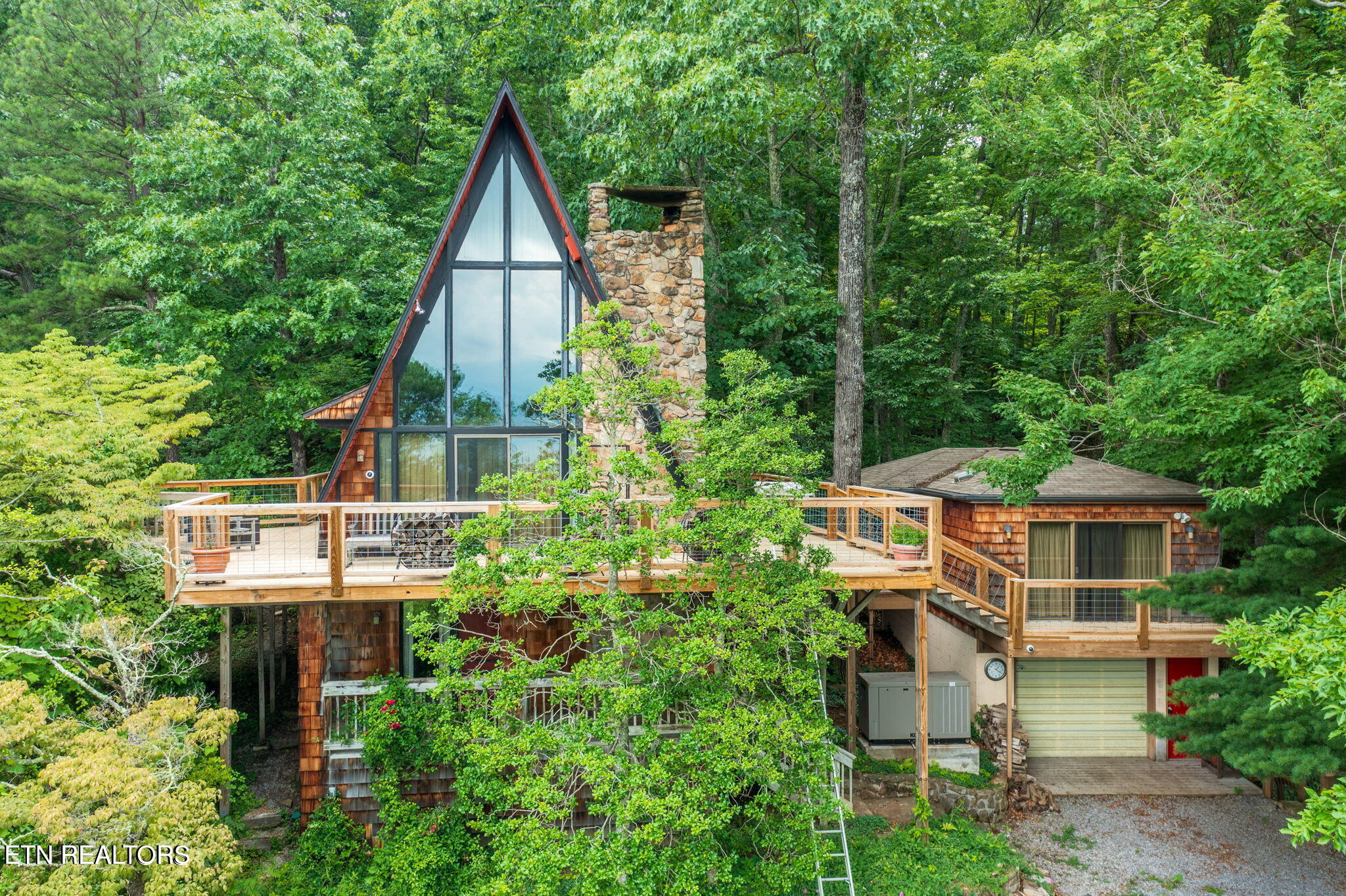 1136 Upper Alpine Way