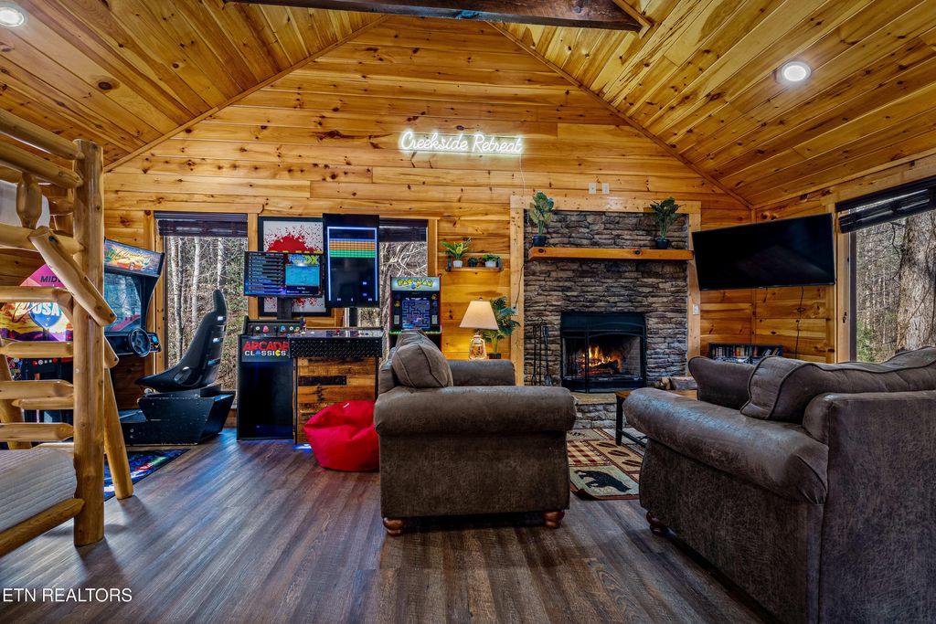 Photo of 1610 Jobey Green Hollow Rd, Sevierville, TN 37876 (MLS # 1341041)