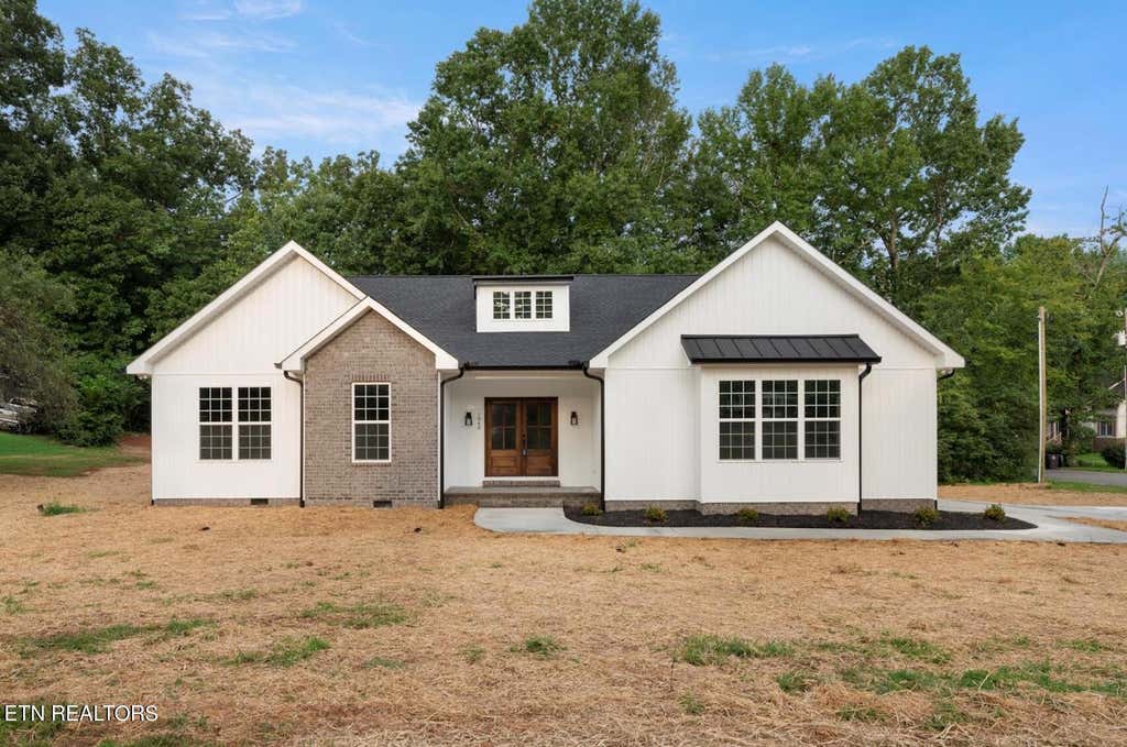 Photo of 1840 Timbercrest Drive, Athens, TN 37303 (MLS # 1270364)