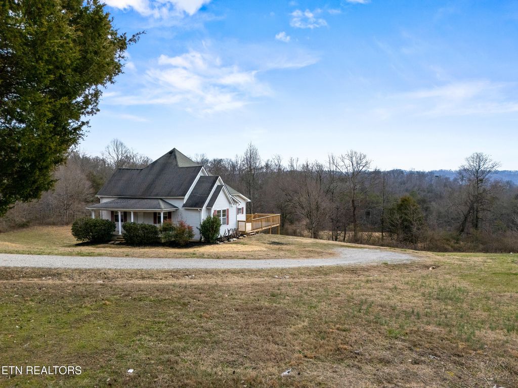Photo of 248 Red Hill Rd, Andersonville, TN 37705 (MLS # 1331696)