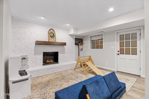 Tiny photo for 547 Cherokee Blvd, Knoxville, TN 37919 (MLS # 1310812)