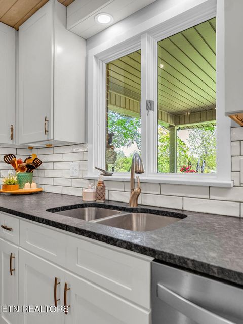 Tiny photo for 9111 Washington Pike, Corryton, TN 37721 (MLS # 1338744)