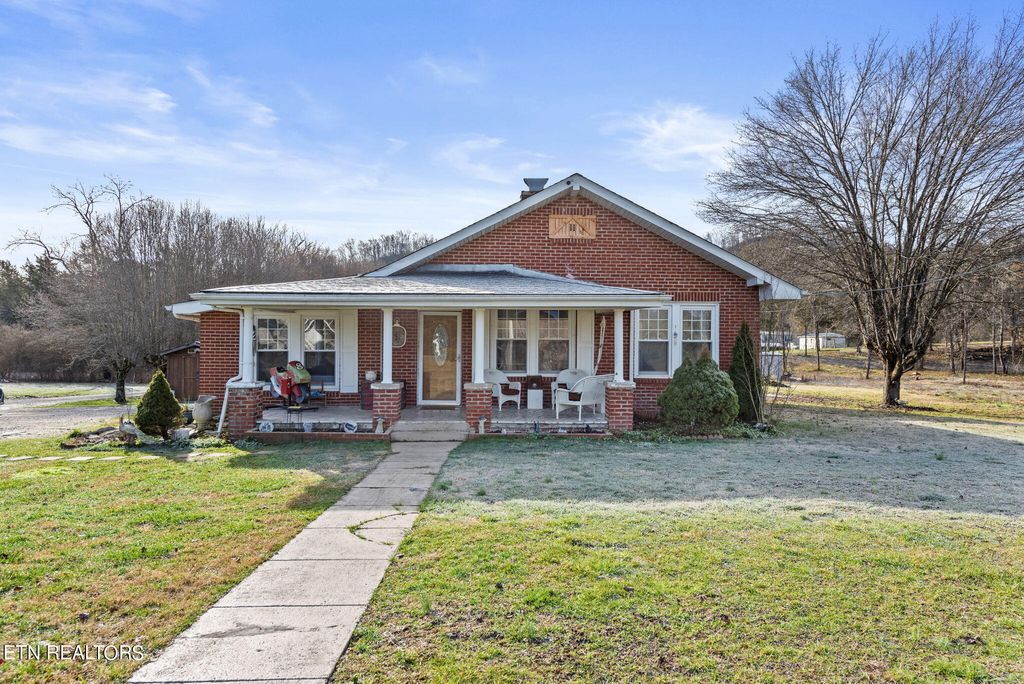 Photo of 2069 Lone Mountain Rd, Tazewell, TN 37879 (MLS # 1250611)