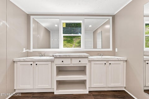 Tiny photo for 260 Island Ford Rd, Rocky Top, TN 37769 (MLS # 1341519)