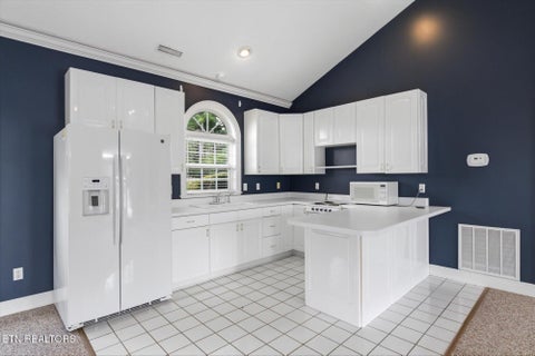 Tiny photo for 105 Lindsey Drive, Madisonville, TN 37354 (MLS # 1347850)