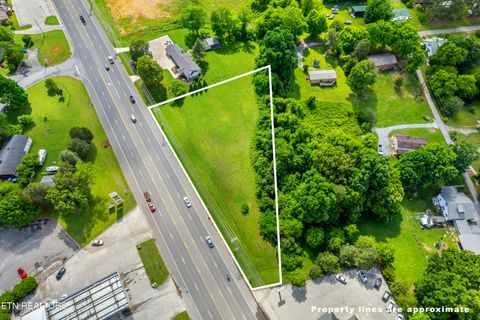 Photo of 1030 US-411, Vonore, TN 37885 (MLS # 1318860)