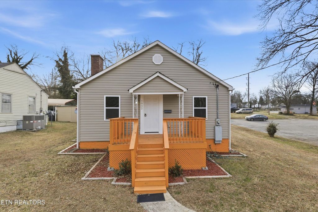 Photo of 3210 Wilson Ave, Knoxville, TN 37914 (MLS # 1328011)