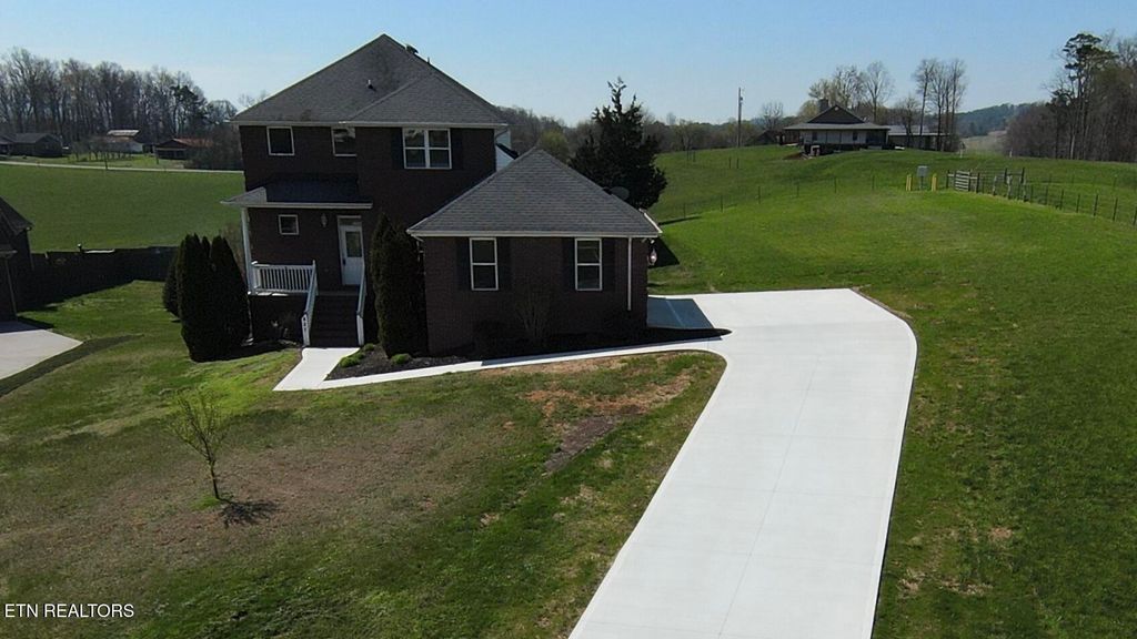 Photo of 427 Montana Court, Seymour, TN 37865 (MLS # 1345549)