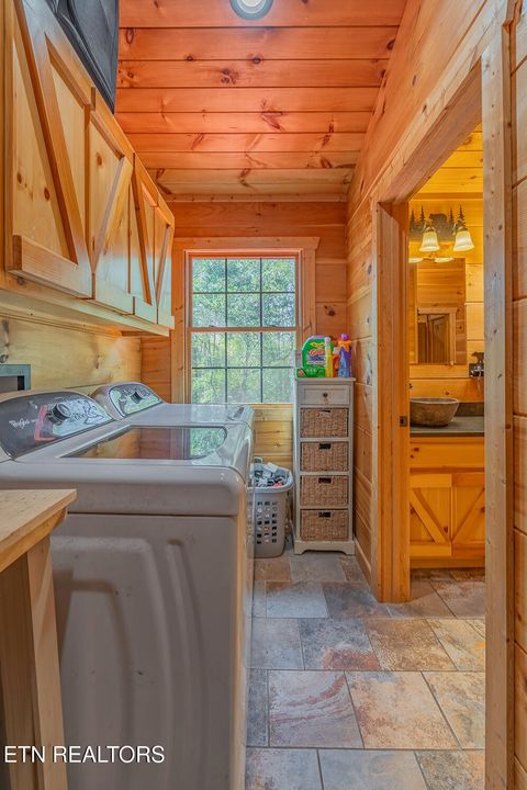 Tiny photo for 635 Eagle Furnace Rd, Rockwood, TN 37854 (MLS # 1319113)