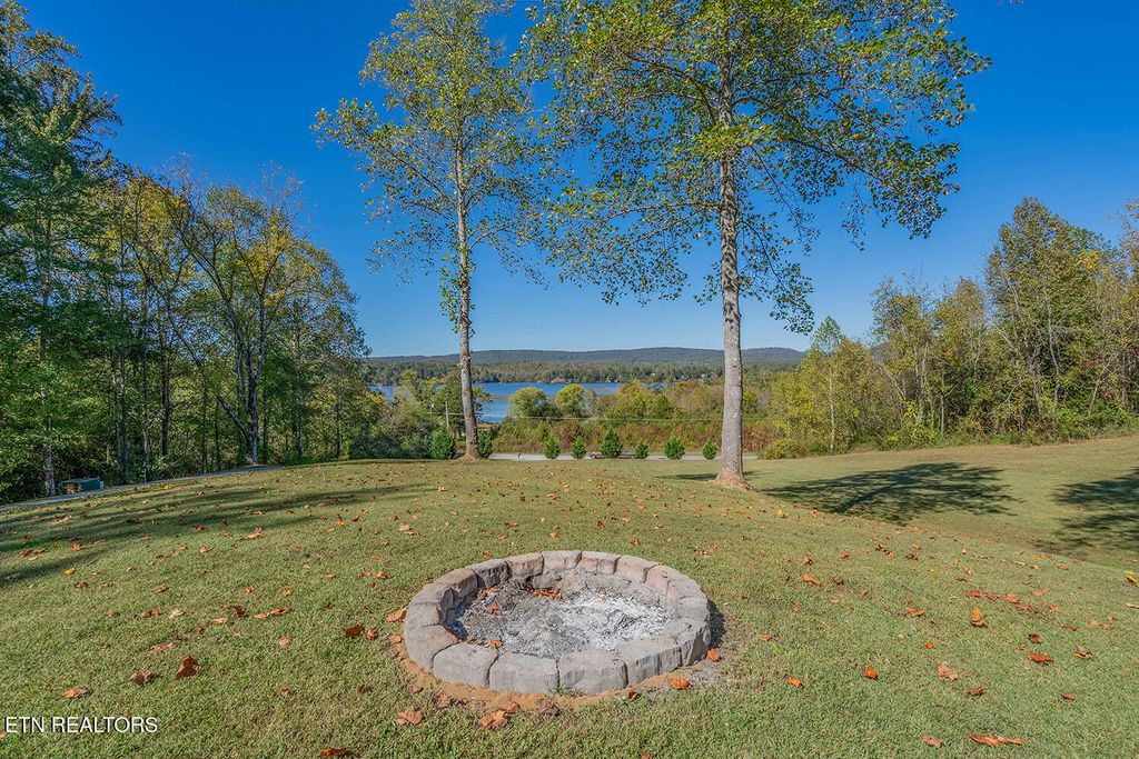 Photo of 635 Eagle Furnace Rd, Rockwood, TN 37854 (MLS # 1319113)