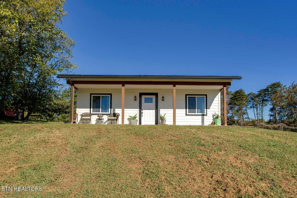 Photo of 112 Shubert St, Kingston, TN 37763 (MLS # 1359614)