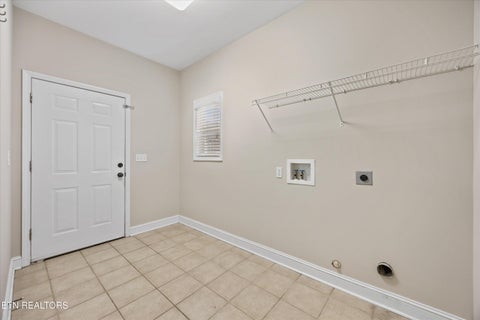 Tiny photo for 100 Forestberry St, Oak Ridge, TN 37830 (MLS # 1346767)