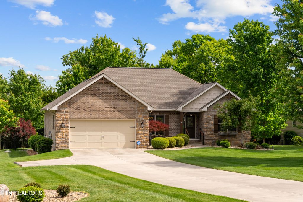 Photo of 25 Hemlock Court, Crossville, TN 38558 (MLS # 1341053)