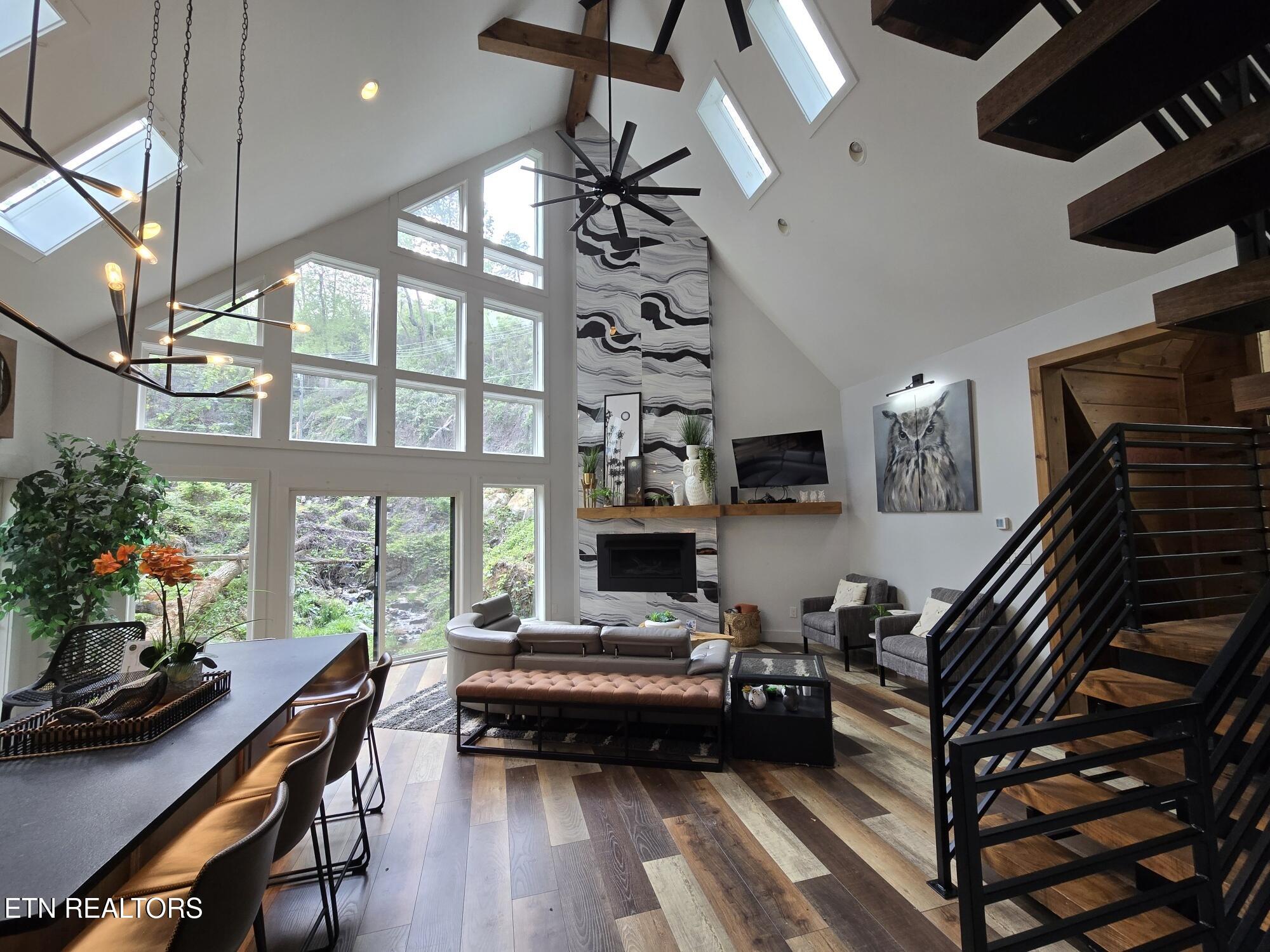 413 Wiley Oakley Drive