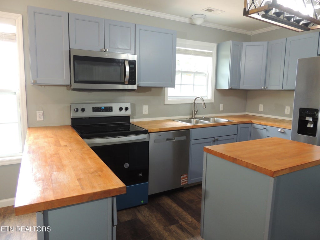 Photo of 1518 Stony Point Rd, Knoxville, TN 37914 (MLS # 1344866)