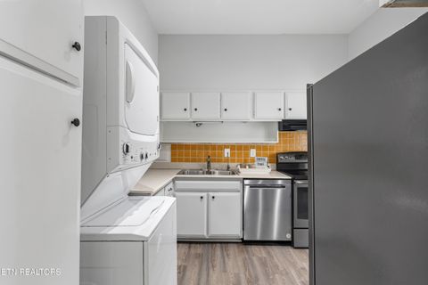 Tiny photo for 1400 Kenesaw Ave #33c, Knoxville, TN 37919 (MLS # 1333752)